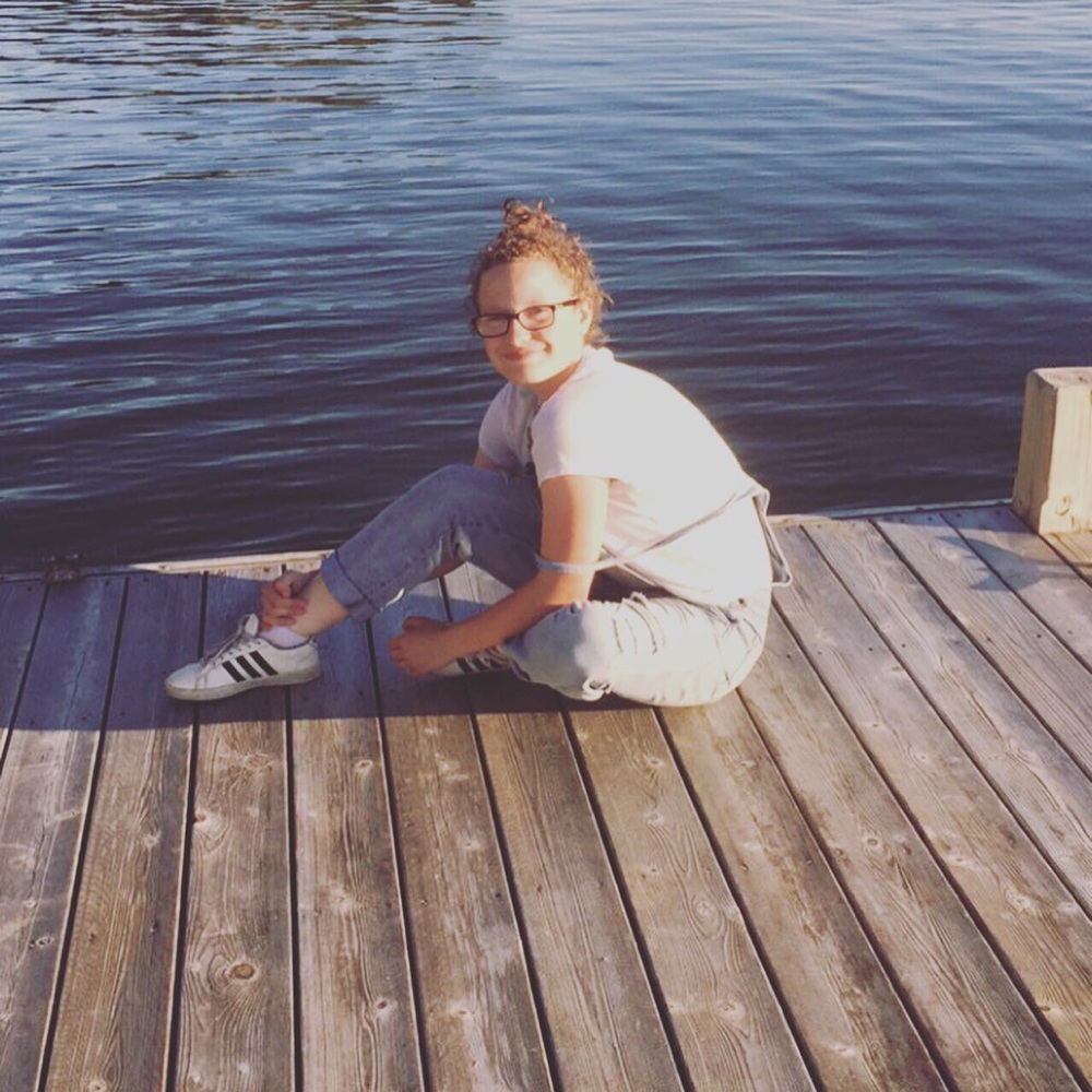 Meet your Posher, Abby